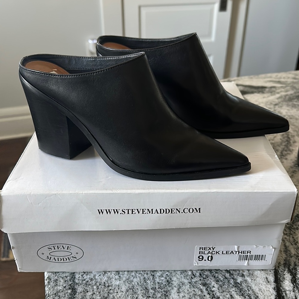 Steve Madden Pointy Mule, Size 9